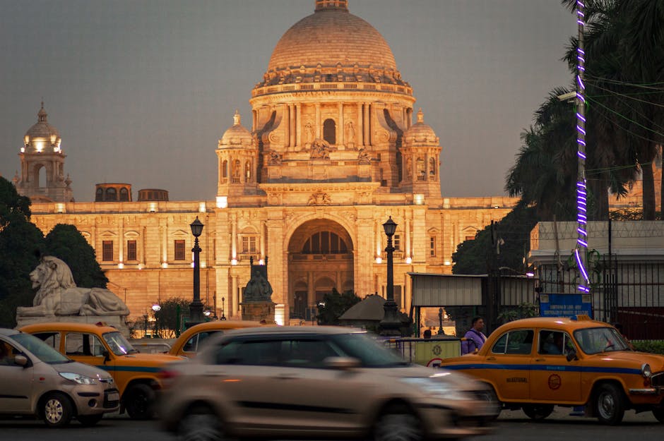 How To Safarkolkata — Kolkata Cityscape With Victoria Memorial