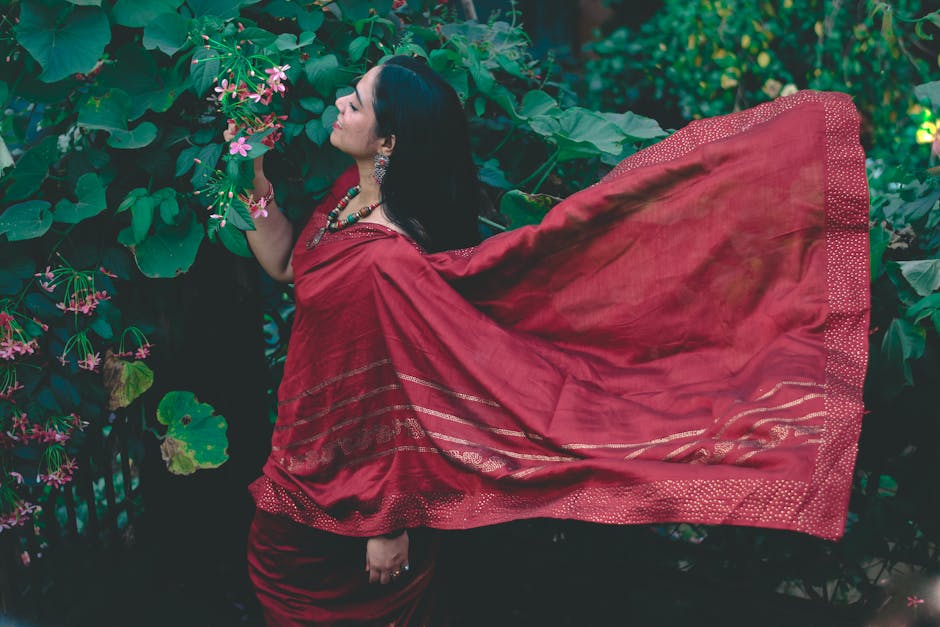 Mastering The Art: How To Wear Saree 2 Saree Draping Styles For Women - Image 2