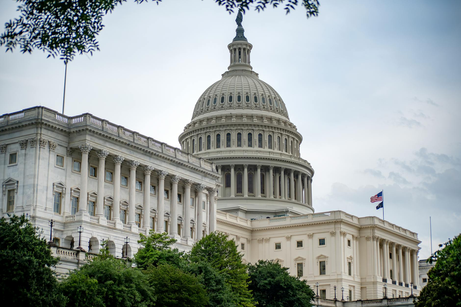Trump Tells Congress 1778026461